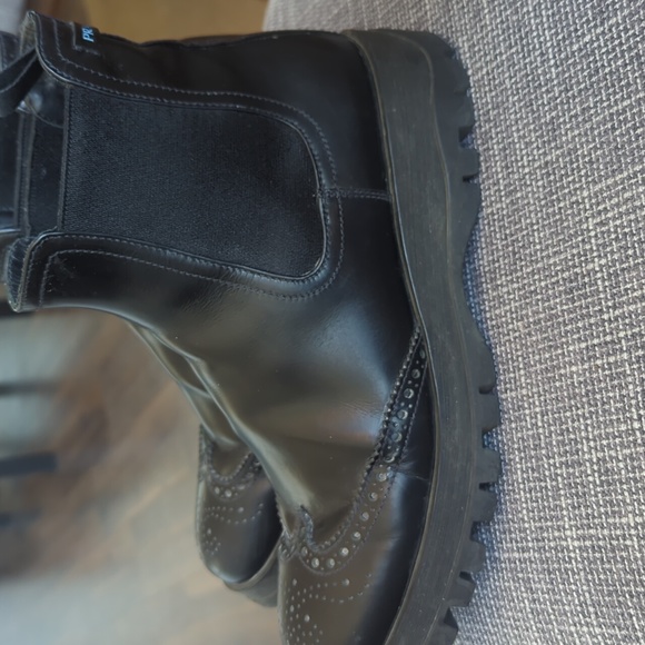 Prada Chelsea Boot - Picture 5 of 17